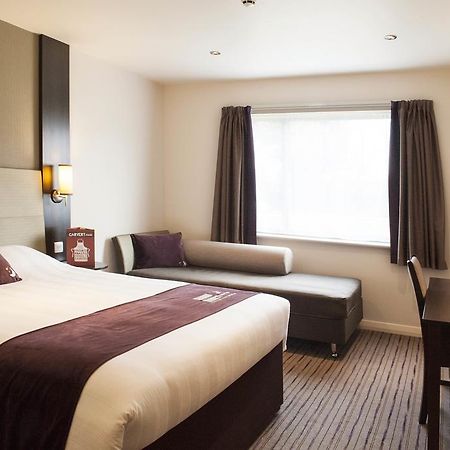 Premier Inn Manchester - Prestwich Exterior foto